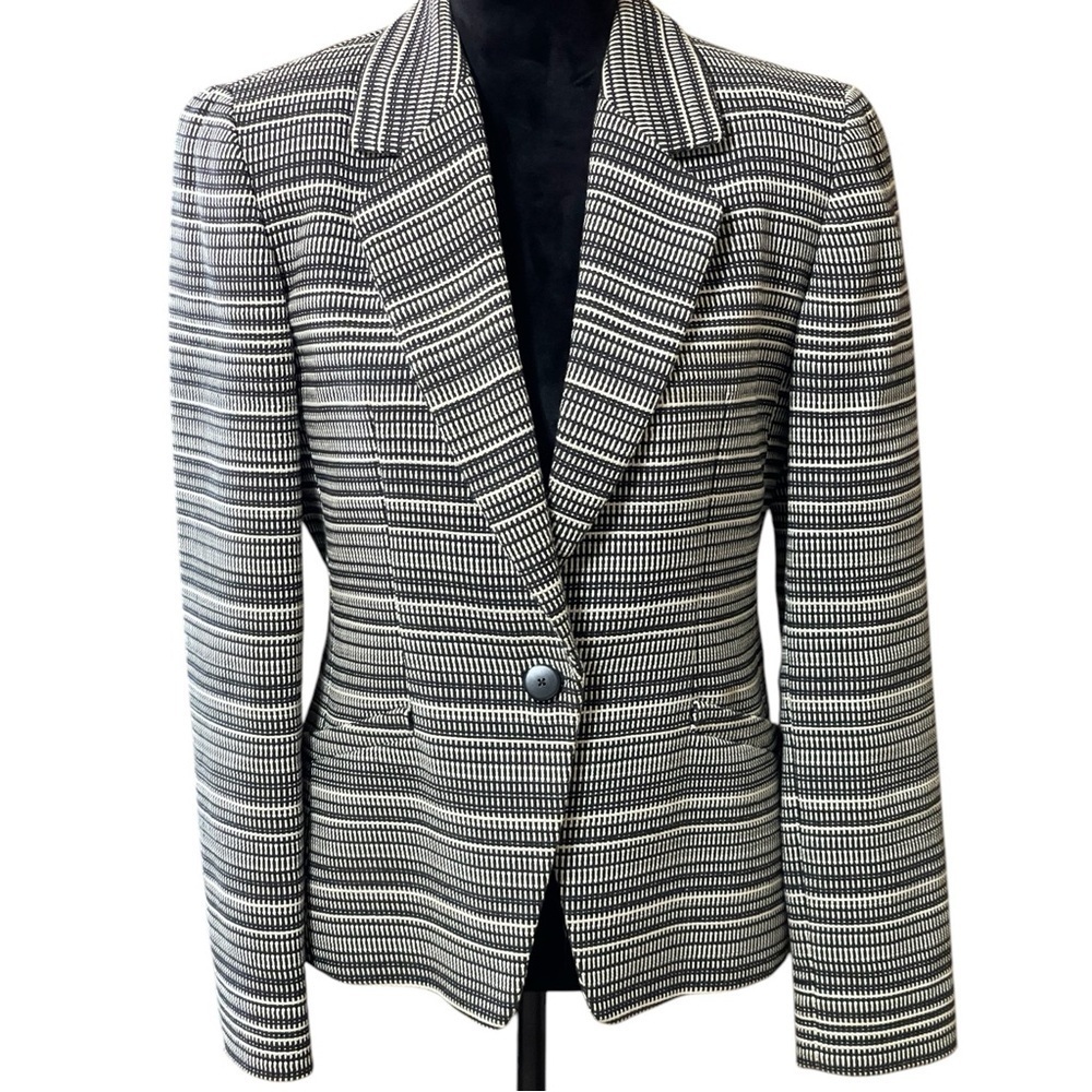 LINDA ALLARD BY ELLEN TRACY BLACK & CREAM STRIPED BLAZER SZ 4 EUC